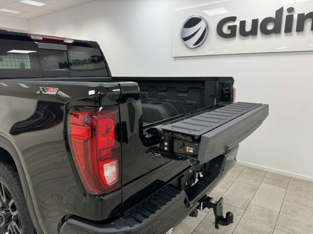 gmc-sierra-diesel-2025-big-10