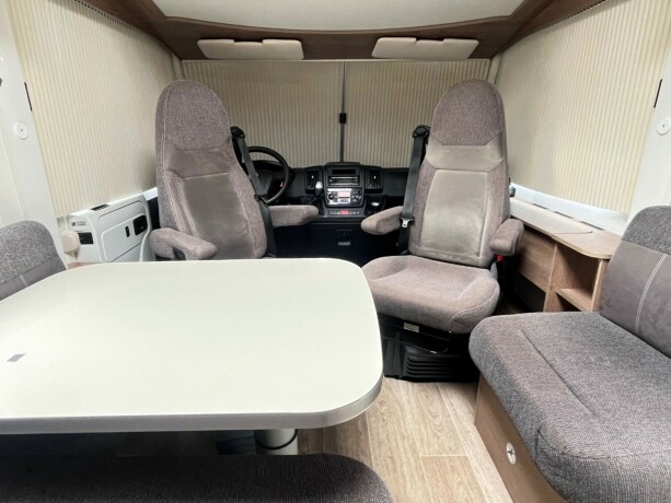 dethleffs-trend-i-7057-2-enkle-senger-truma-6eh-diesel-2018-big-16