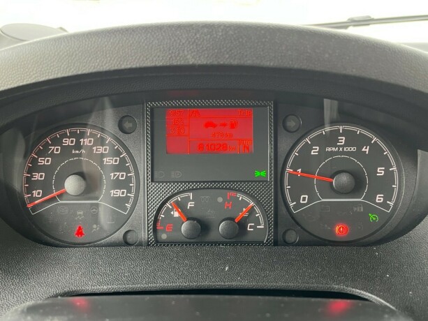 dethleffs-trend-i-7057-2-enkle-senger-truma-6eh-diesel-2018-big-13