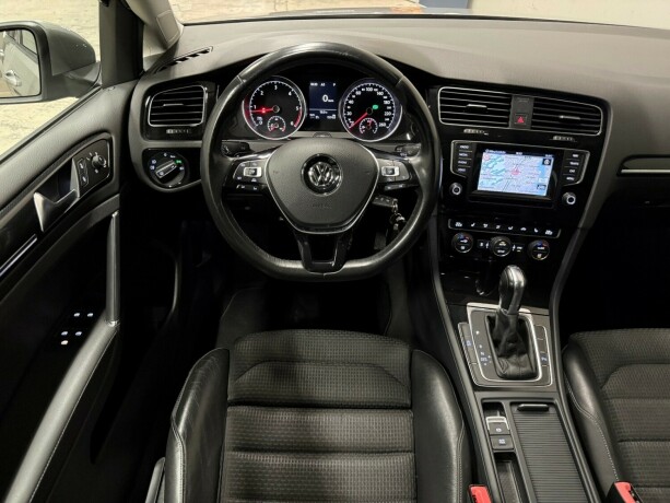 volkswagen-golf-diesel-2013-big-13