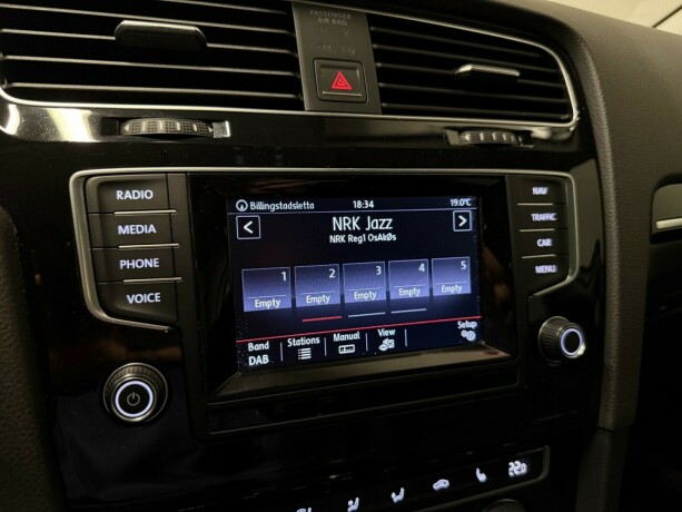 volkswagen-golf-diesel-2013-big-19