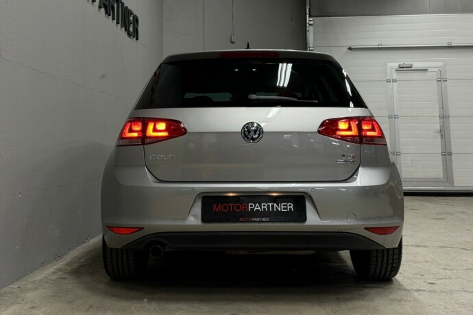 volkswagen-golf-diesel-2013-big-6