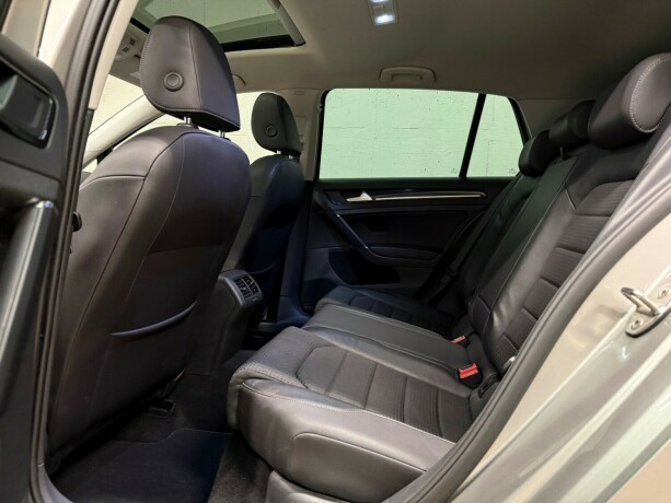 volkswagen-golf-diesel-2013-big-16