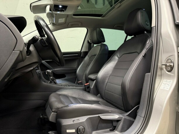 volkswagen-golf-diesel-2013-big-15