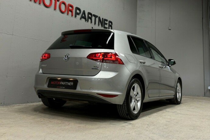 volkswagen-golf-diesel-2013-big-7