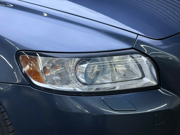 volvo-v50-diesel-2011-big-3