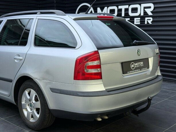skoda-octavia-diesel-2009-big-5
