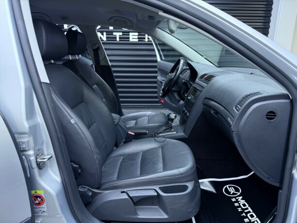 skoda-octavia-diesel-2009-big-21