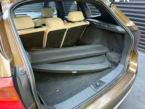 bmw-x1-diesel-2011-big-25