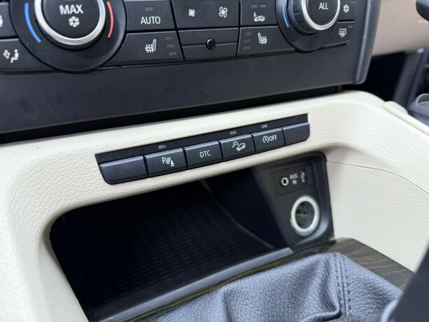 bmw-x1-diesel-2011-big-18