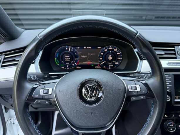 volkswagen-passat-elektrisitetbensin-2017-big-14