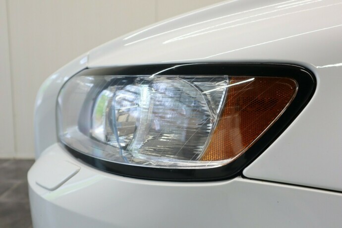 volvo-v50-diesel-2012-big-13
