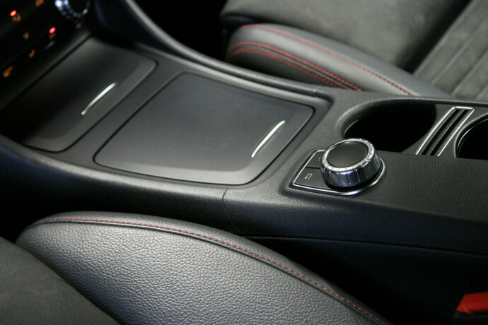 mercedes-benz-gla-bensin-2017-big-14