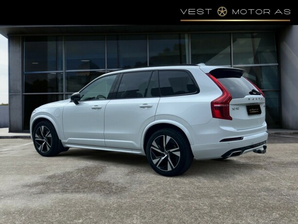 volvo-xc-90-elektrisitetbensin-2020-big-4