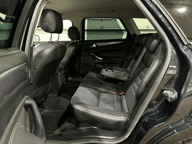 ford-mondeo-diesel-2014-big-10