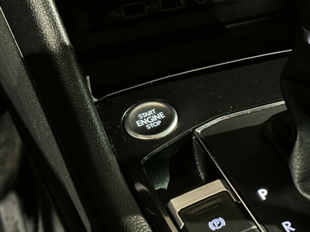 volkswagen-tiguan-bensin-2018-big-30