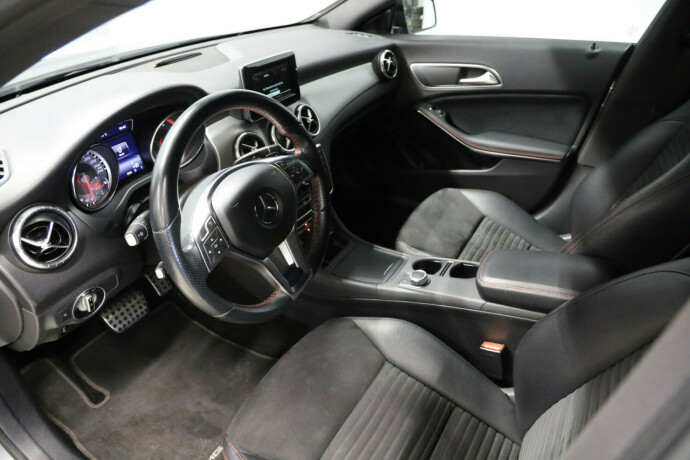 mercedes-benz-cla-bensin-2014-big-6