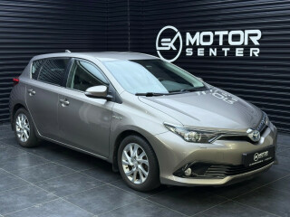 Toyota | Auris | Elektrisitet+bensin | 2016