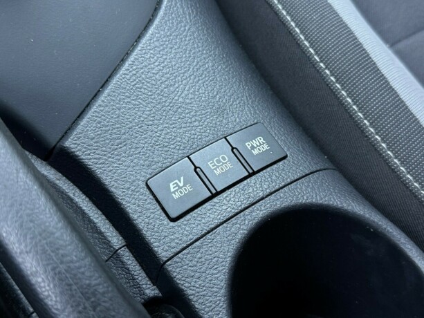 toyota-auris-elektrisitetbensin-2016-big-26