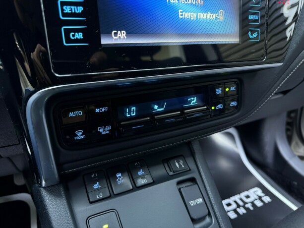 toyota-auris-elektrisitetbensin-2016-big-18