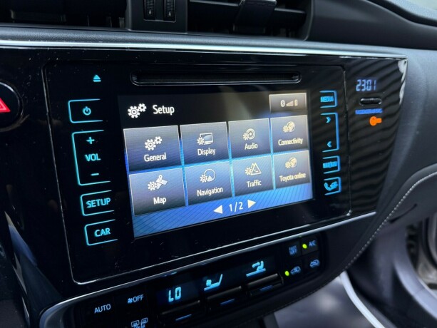 toyota-auris-elektrisitetbensin-2016-big-22
