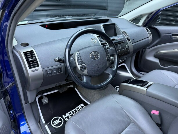 toyota-prius-elektrisitetbensin-2008-big-10