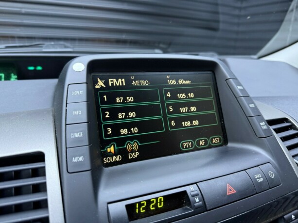 toyota-prius-elektrisitetbensin-2008-big-18
