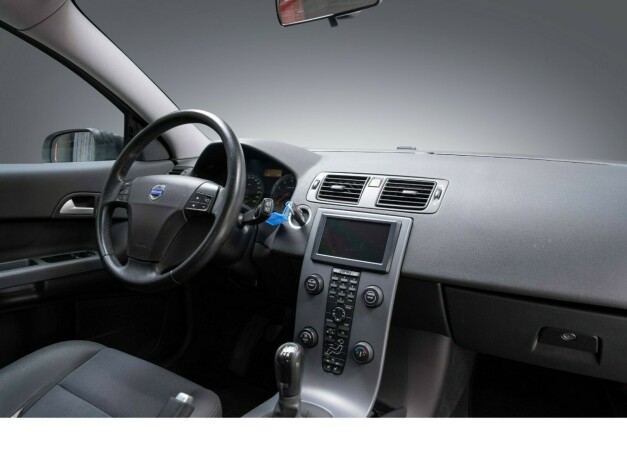 volvo-c30-bensin-2008-big-20
