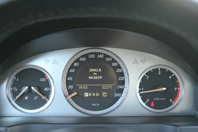 mercedes-benz-c-klasse-diesel-2007-big-12