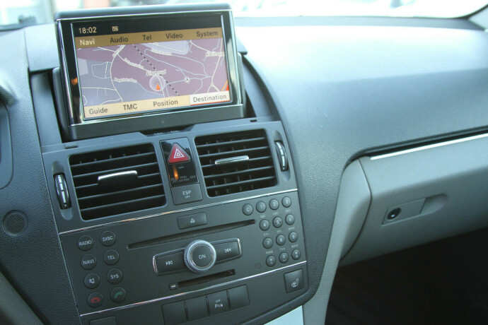 mercedes-benz-c-klasse-diesel-2007-big-5
