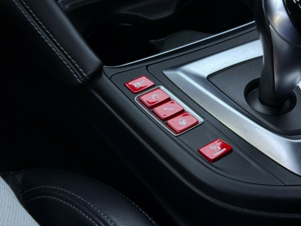 bmw-m3-bensin-2015-big-38