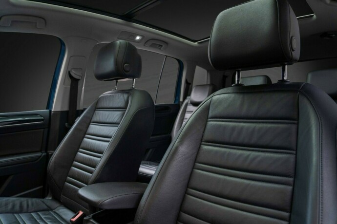 volkswagen-touran-bensin-2016-big-24