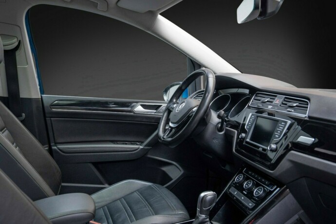 volkswagen-touran-bensin-2016-big-29