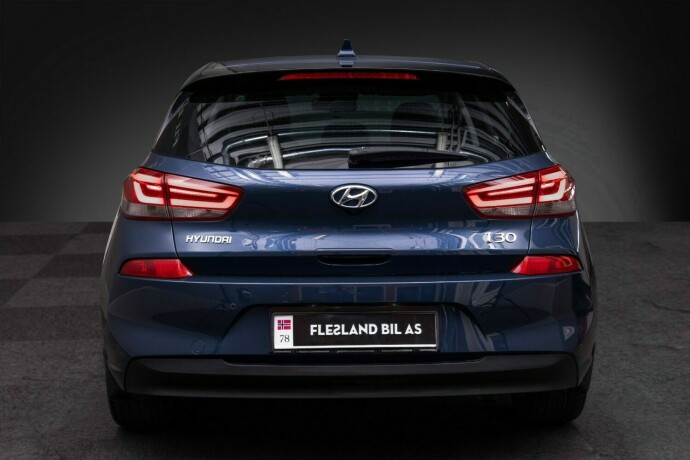 hyundai-i30-bensin-2018-big-10