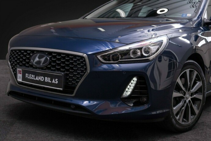hyundai-i30-bensin-2018-big-2