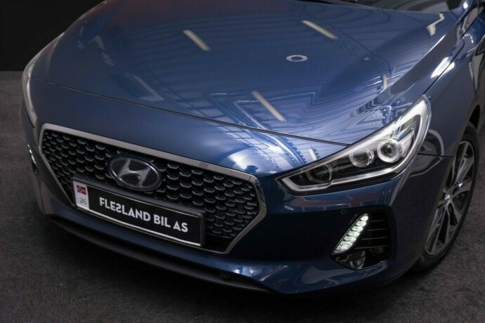 hyundai-i30-bensin-2018-big-4