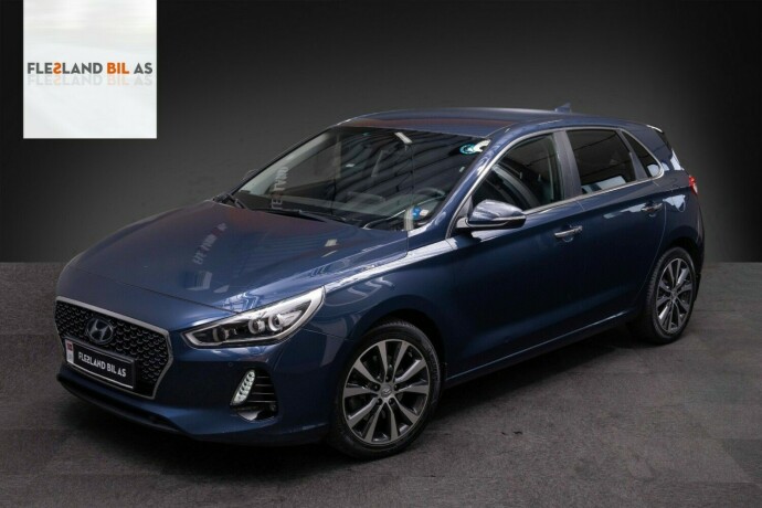 hyundai-i30-bensin-2018-big-0