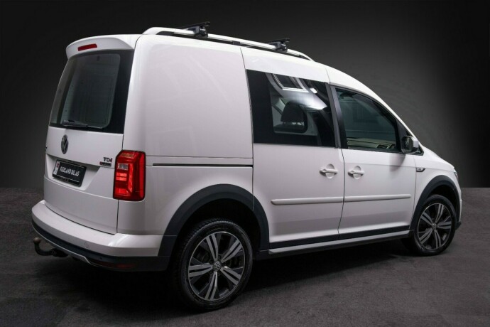 volkswagen-caddy-alltrack-diesel-2017-big-12