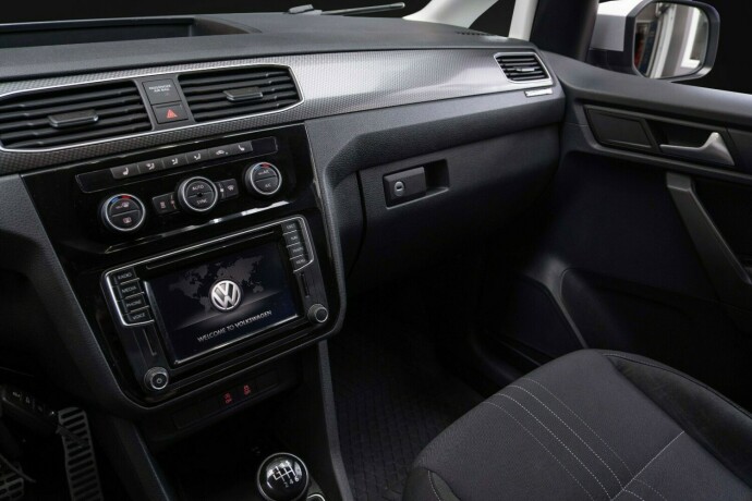 volkswagen-caddy-alltrack-diesel-2017-big-17