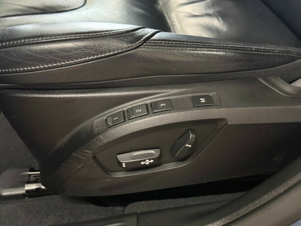 volvo-v40-diesel-2014-big-13