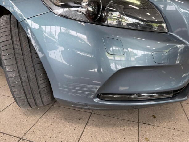 volvo-v40-diesel-2014-big-9