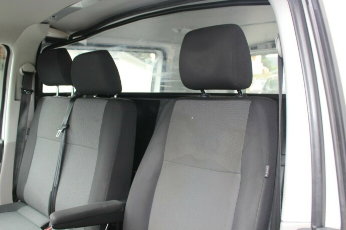 volkswagen-transporter-diesel-2016-big-8
