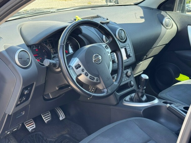 nissan-qashqai-diesel-2010-big-6