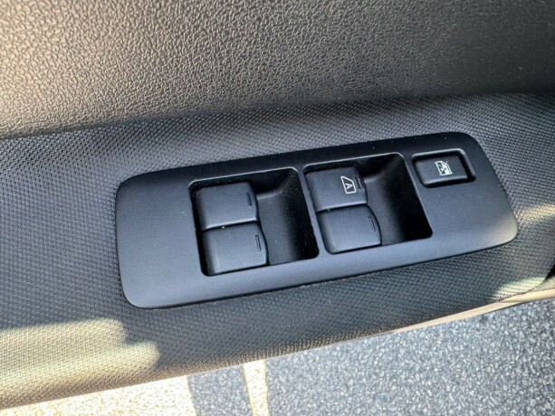 nissan-qashqai-diesel-2010-big-15