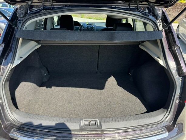 nissan-qashqai-diesel-2010-big-19