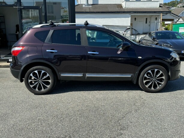 nissan-qashqai-diesel-2010-big-3