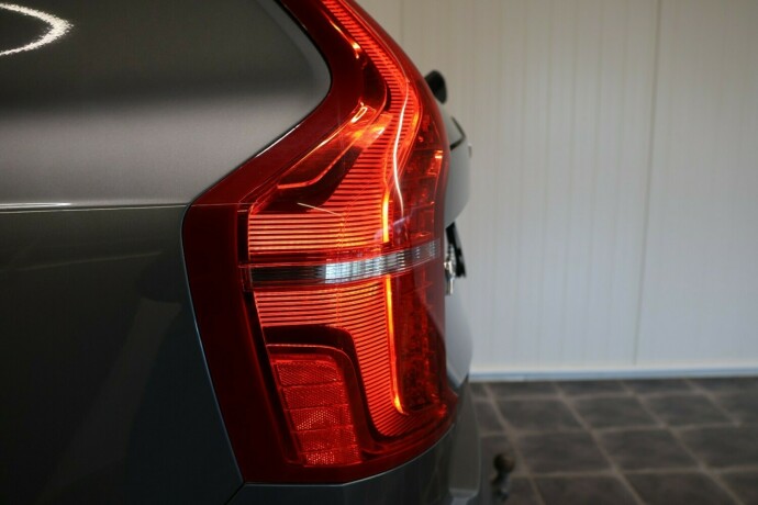 volvo-xc-90-diesel-2019-big-14