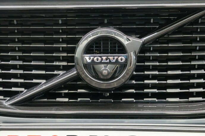 volvo-xc-90-diesel-2019-big-48