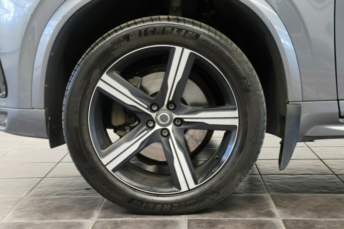 volvo-xc-90-diesel-2019-big-51