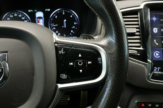 volvo-xc-90-diesel-2019-big-25